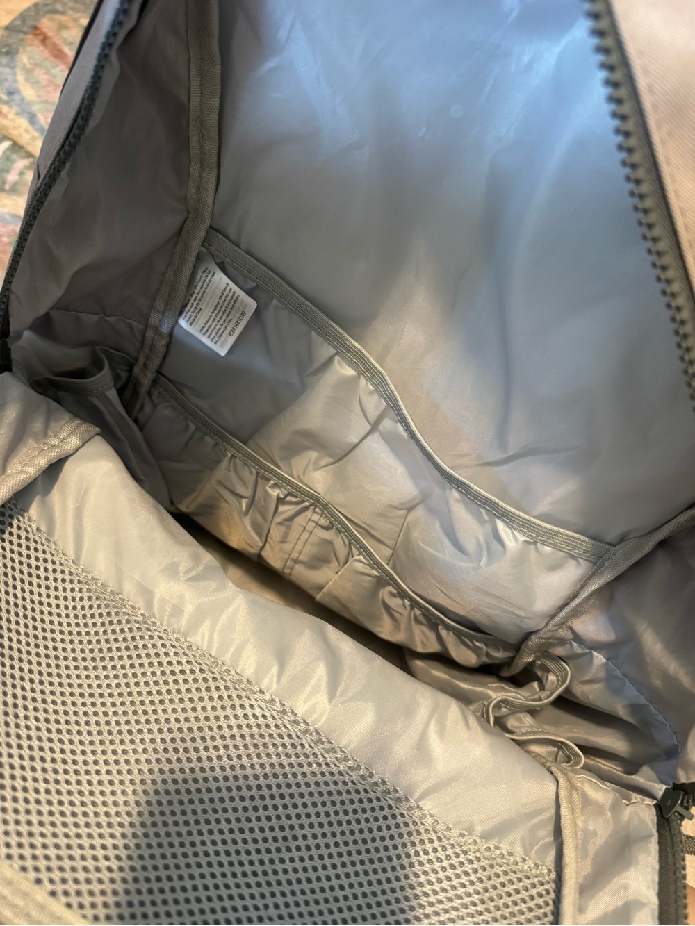 Red Rovr Diaper Bag Backpack - Picture 4 of 8